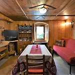 아파트 La Casetta Di Biorca By Interhome *